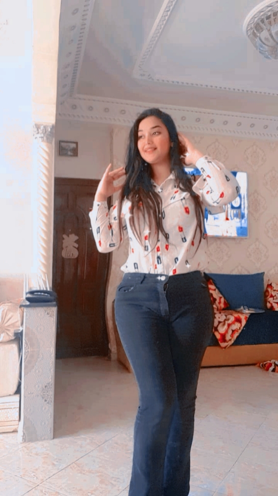 Ikram Ikramita_3wcUo