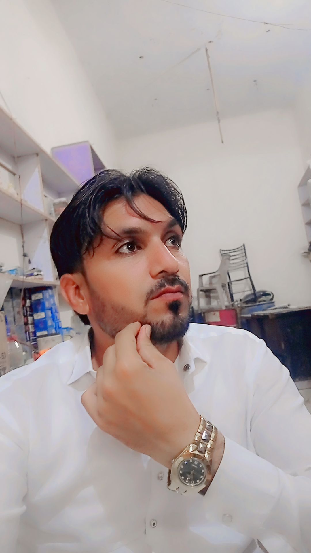 amshad khan_GUQqe