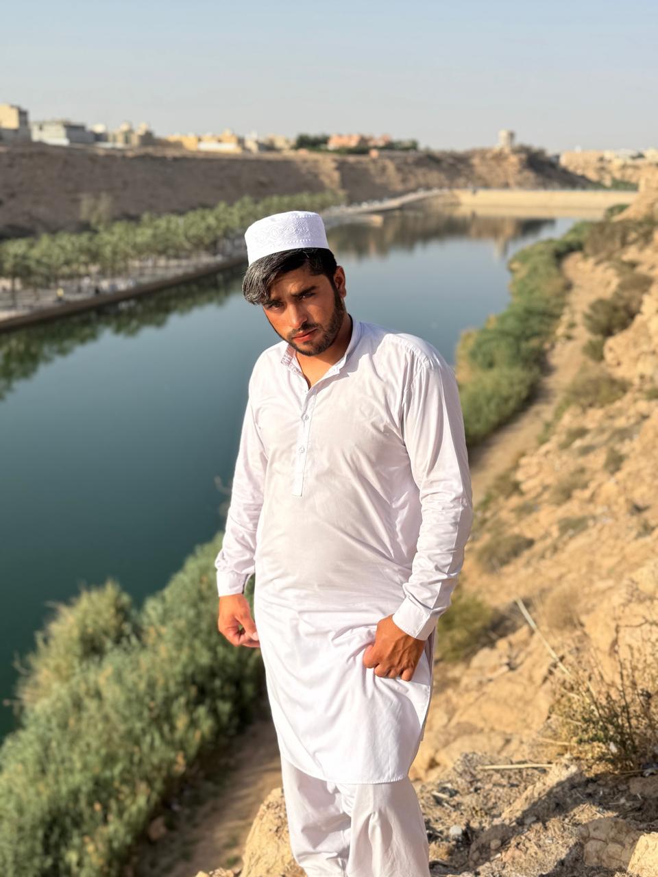 Imran Khan ik_R5LJu